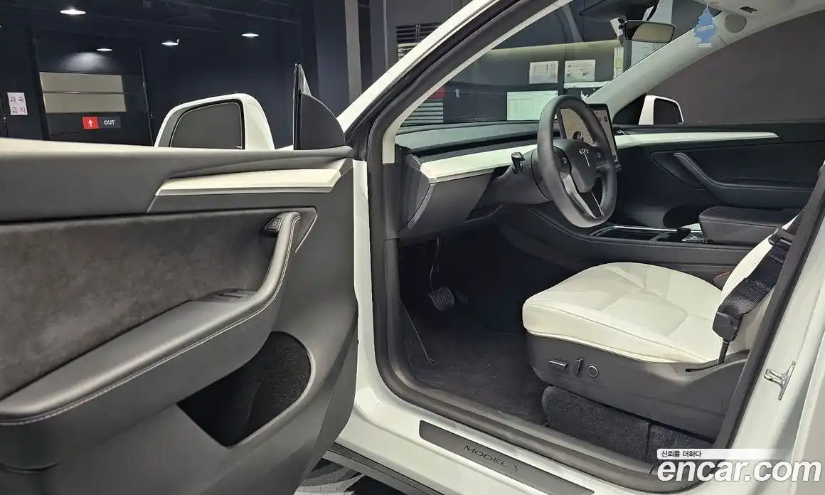 Tesla Model Y 2023 0.2 гидро, фото 13