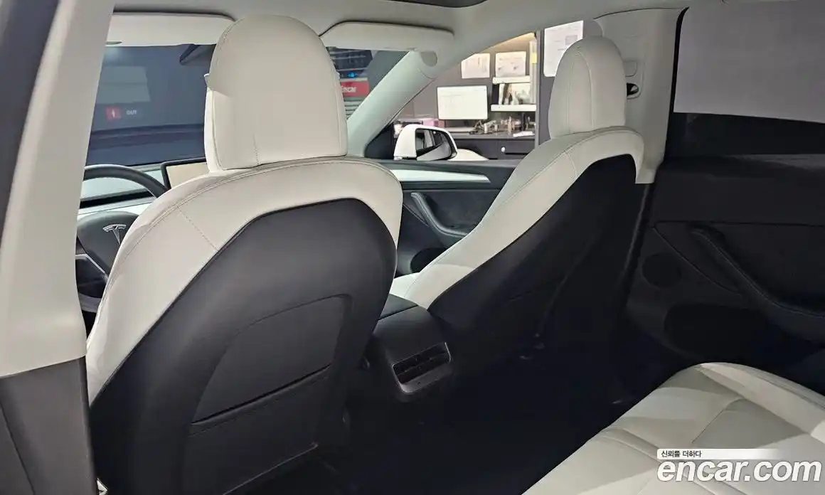 Tesla Model Y 2023 0.2 гидро, фото 16