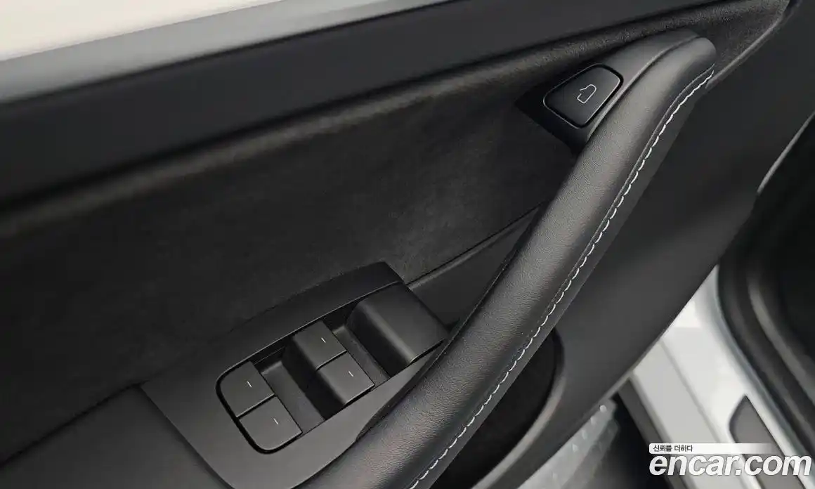 Tesla Model Y 2023 0.2 гидро, фото 22