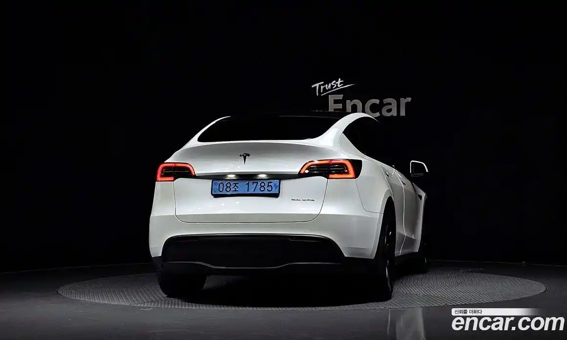 Tesla Model Y 2023 0.2 гидро, фото 4