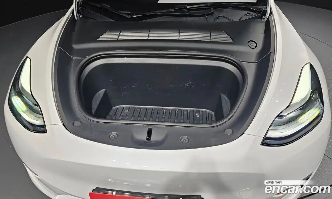 Tesla Model Y 2023 0.2 гидро, фото 6