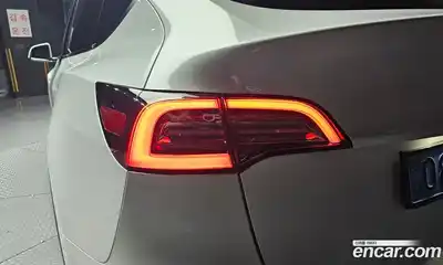 Tesla Model Y 2023 0.2 гидро, миниатюра 9