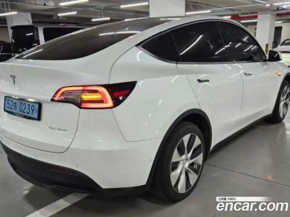 Tesla Model Y 2022 0.2 гидро, фото 6