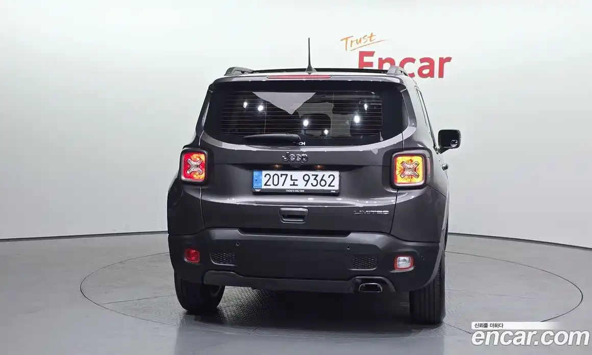 Jeep Renegade 2021 2.4 автомат (гидро), фото 4