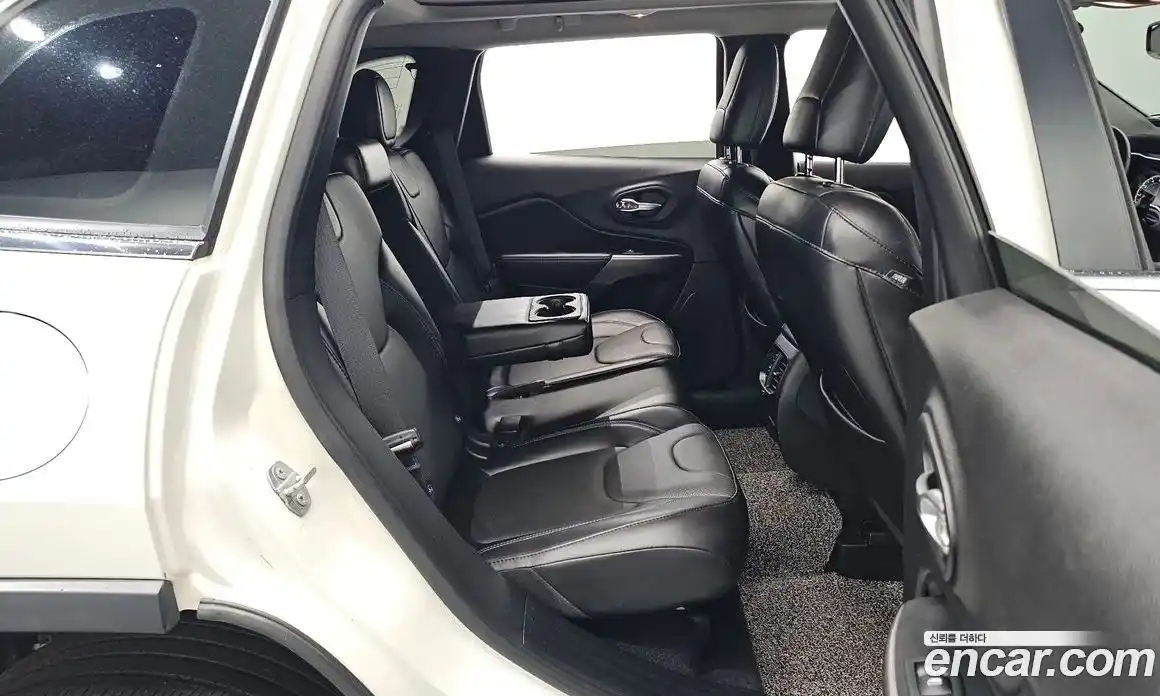 Jeep Cherokee 2019 2.4 автомат (гидро), фото 20