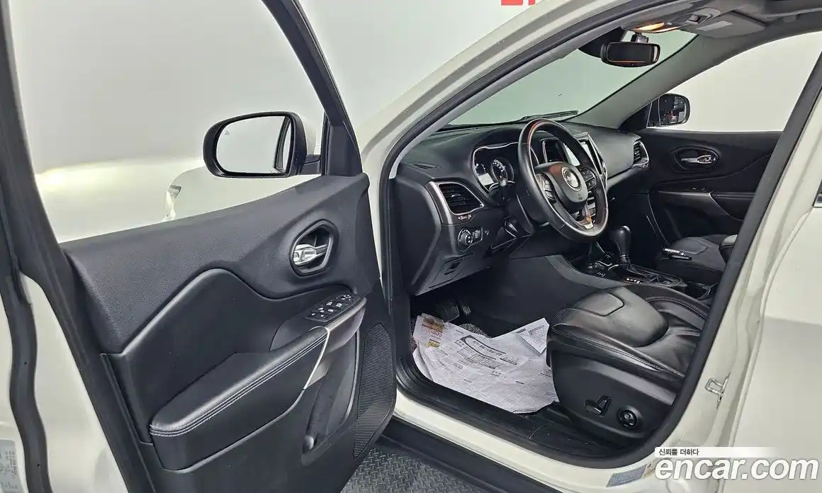 Jeep Cherokee 2019 2.4 автомат (гидро), фото 10
