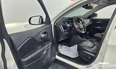 Jeep Cherokee 2019 2.4 автомат (гидро), миниатюра 10