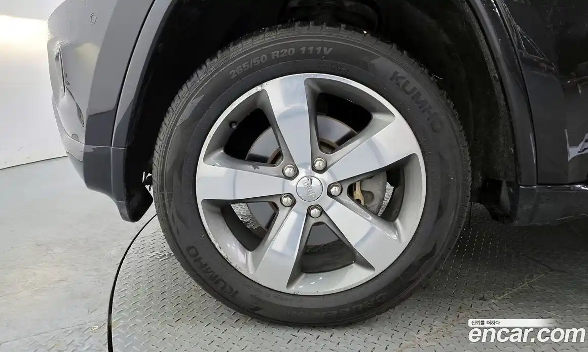 Jeep Cherokee 2014 3.0 автомат (гидро), фото 5
