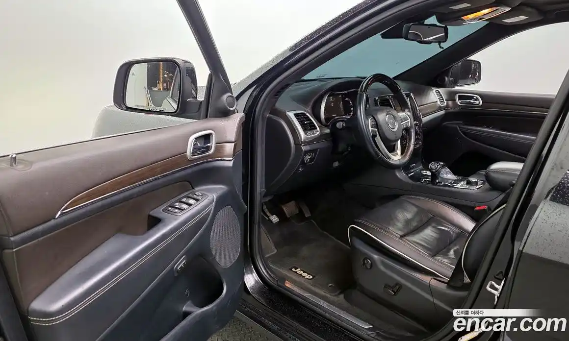 Jeep Cherokee 2014 3.0 автомат (гидро), фото 10