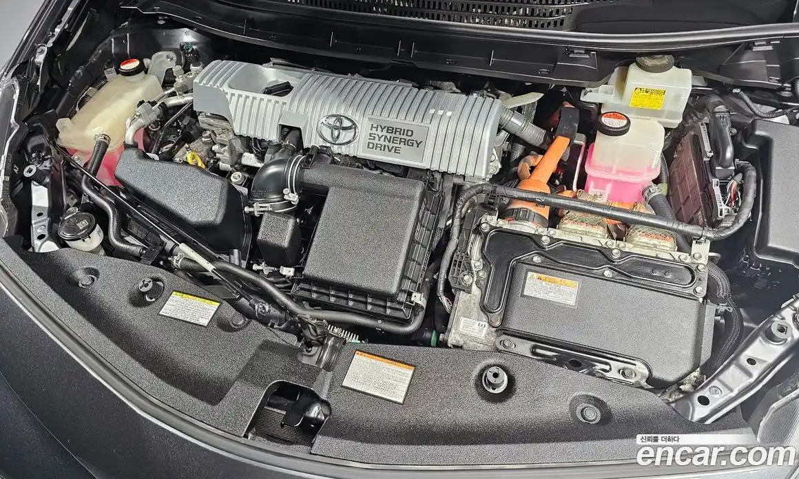 Toyota Prius 2015 1.8 гидро, фото 6