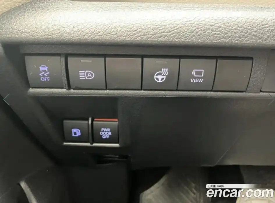 Toyota Sienna 2024 2.5 гидро, фото 18