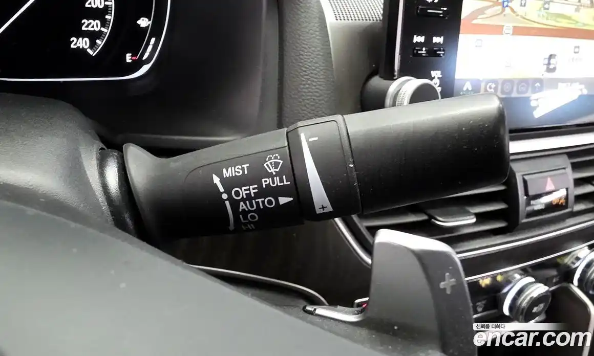 Honda Accord 2018 2.0 автомат (гидро), фото 17