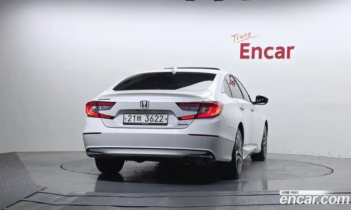 Honda Accord 2018 2.0 автомат (гидро), фото 4