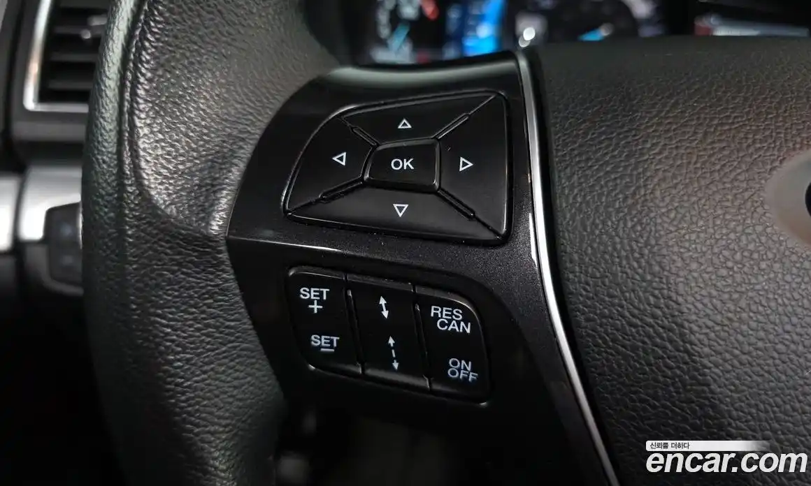 Ford Explorer 2019 2.3 автомат (гидро), фото 17