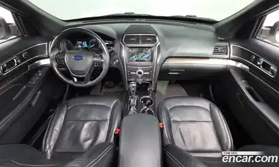 Ford Explorer 2019 2.3 автомат (гидро), миниатюра 7