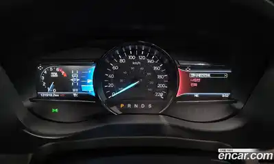 Ford Explorer 2019 2.3 автомат (гидро), миниатюра 8