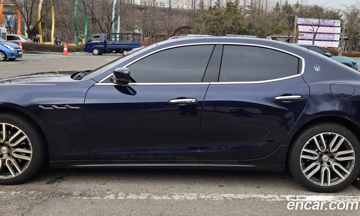 Maserati Ghibli 2016 3.0 гидро, фото 6