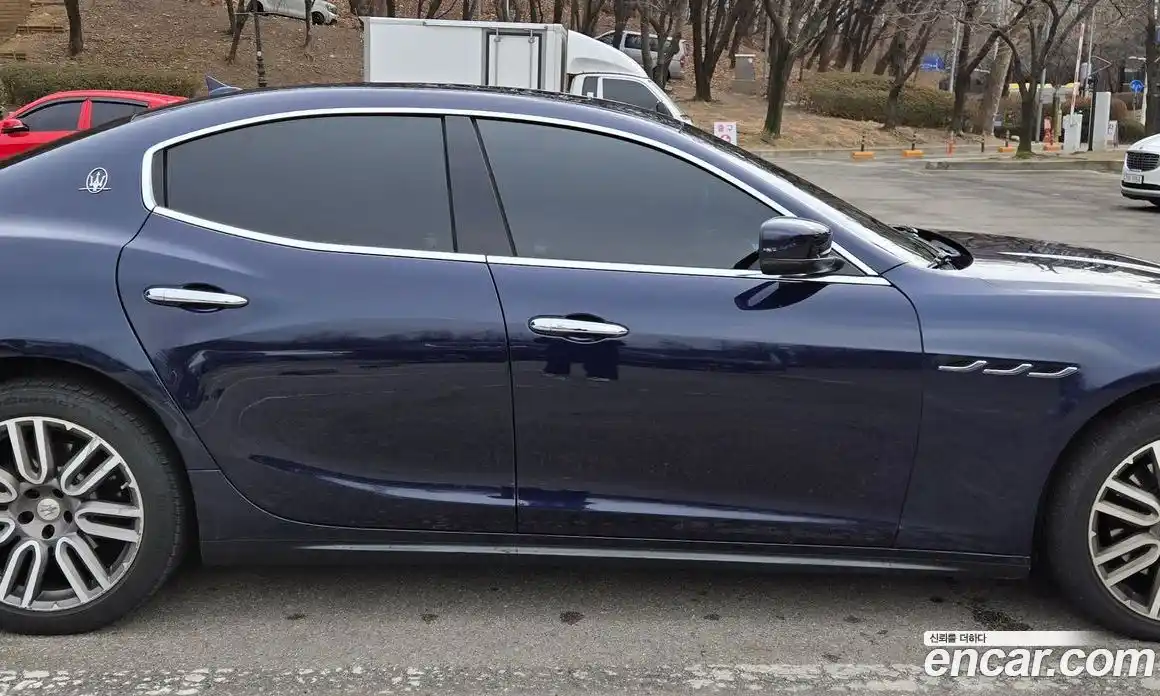 Maserati Ghibli 2016 3.0 гидро, фото 9