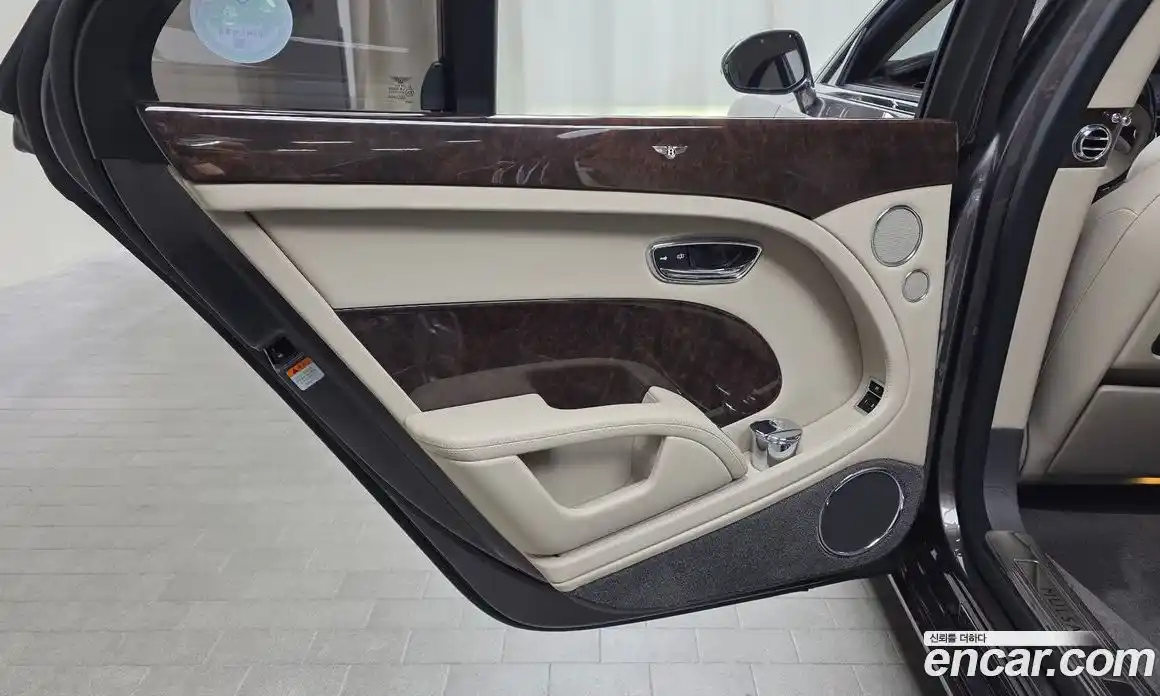 Bentley Mulsanne 2018 6.8 гидро, фото 15