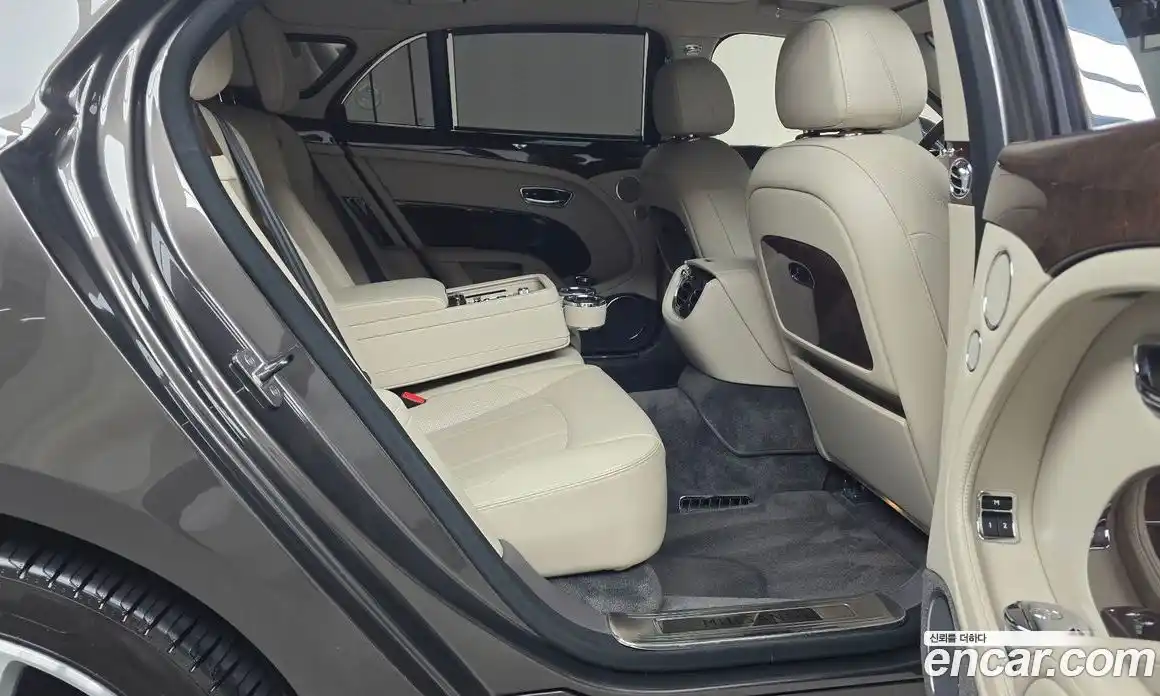 Bentley Mulsanne 2018 6.8 гидро, фото 17