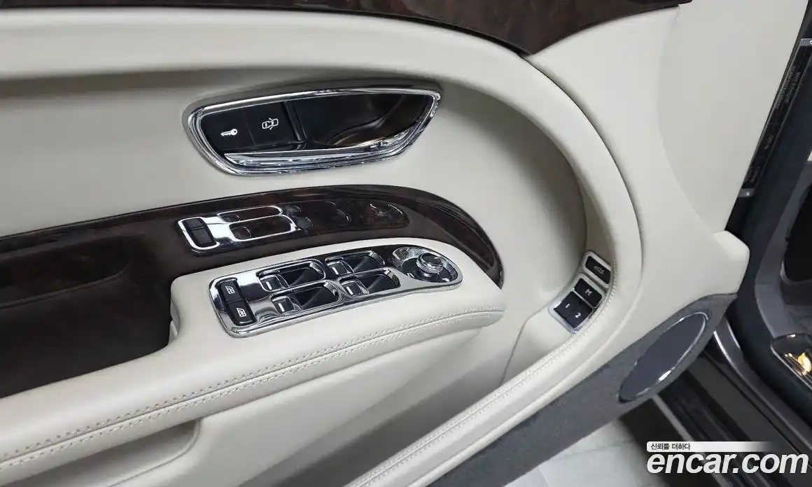 Bentley Mulsanne 2018 6.8 гидро, фото 25