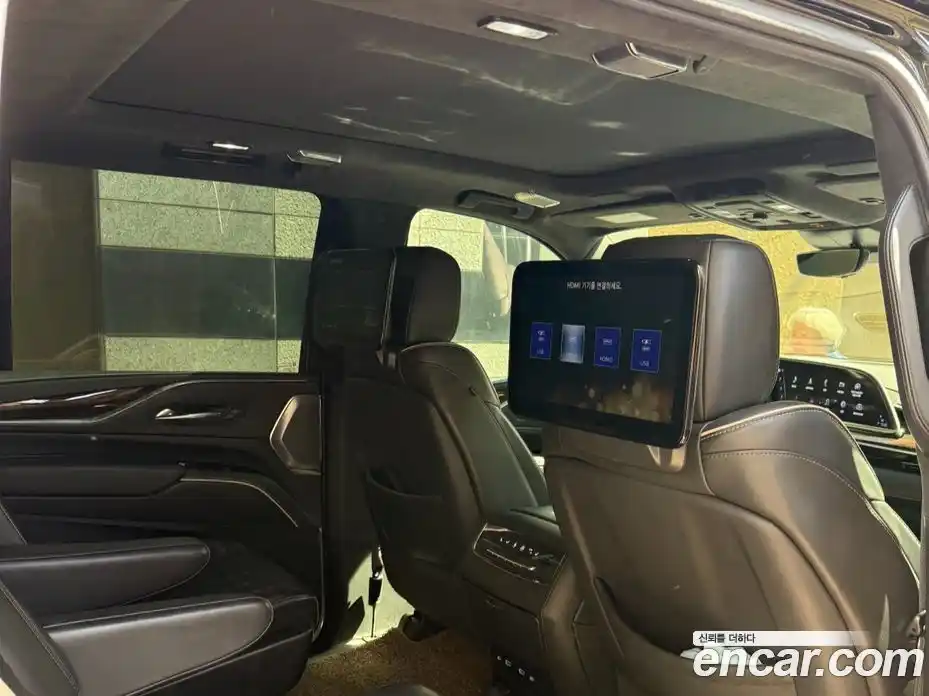 Cadillac Escalade 2022 6.2 гидро, фото 6