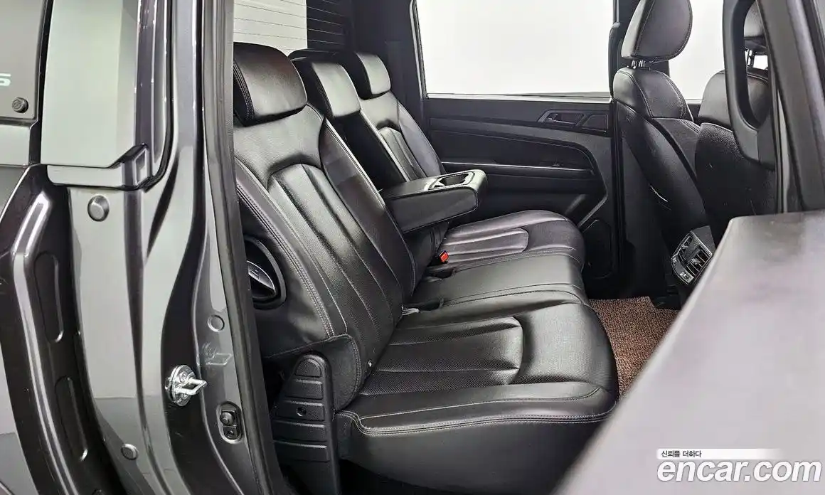 SsangYong Rexton 2020 2.2 автомат (гидро), фото 12