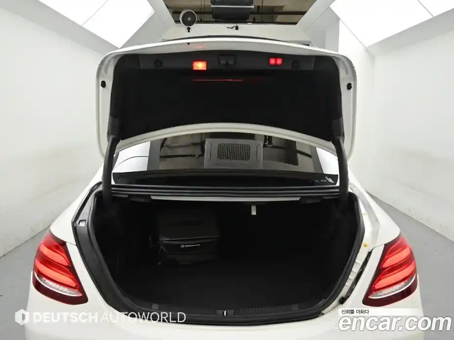 Mercedes-Benz E-Class 2019 2.0 автомат (гидро), фото 19