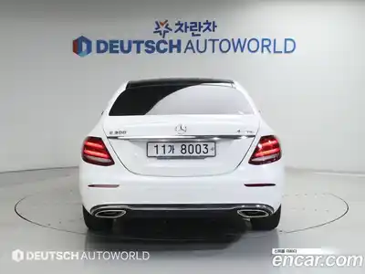 Mercedes-Benz E-Class 2019 2.0 автомат (гидро), миниатюра 4