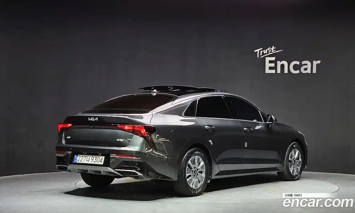 Kia K5 (Optima) 2024 2.0 автомат (гидро), фото 2