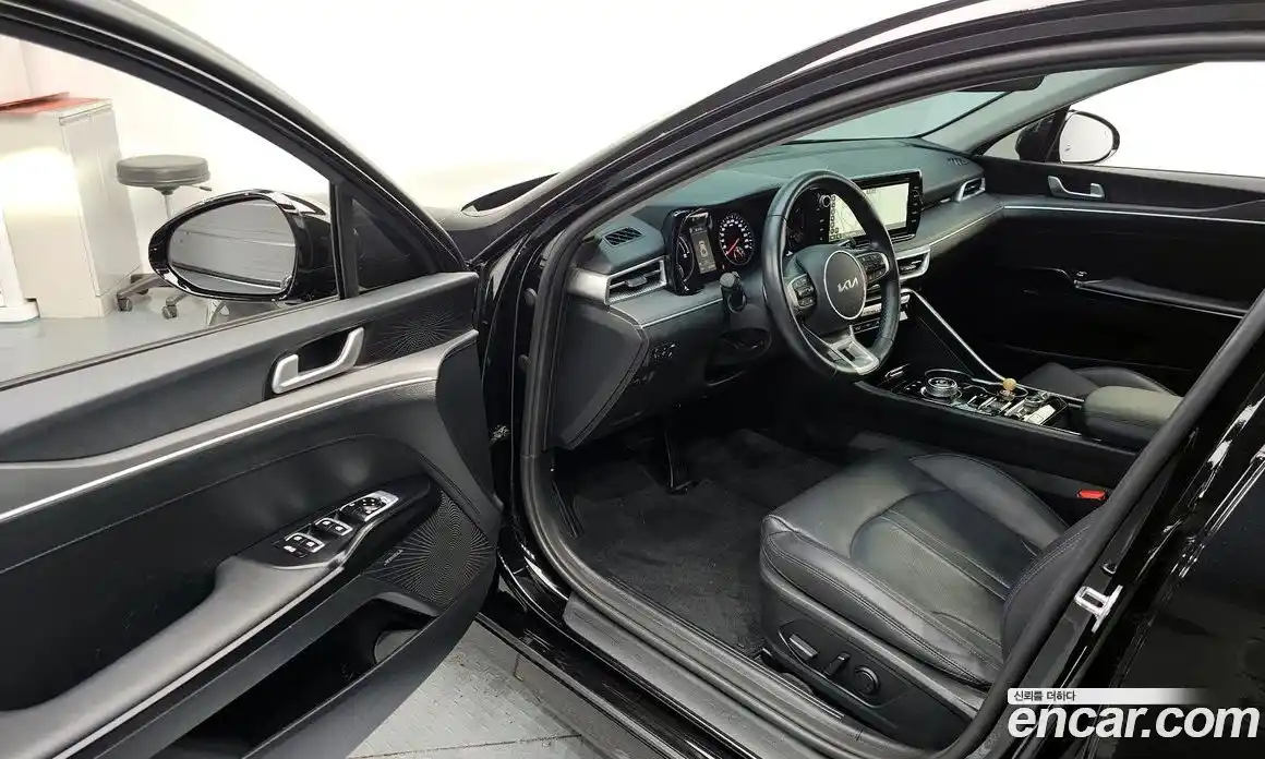 Kia K5 (Optima) 2023 2.0 автомат (гидро), фото 13