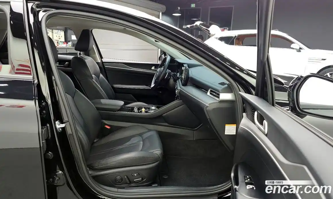 Kia K5 (Optima) 2023 2.0 автомат (гидро), фото 17