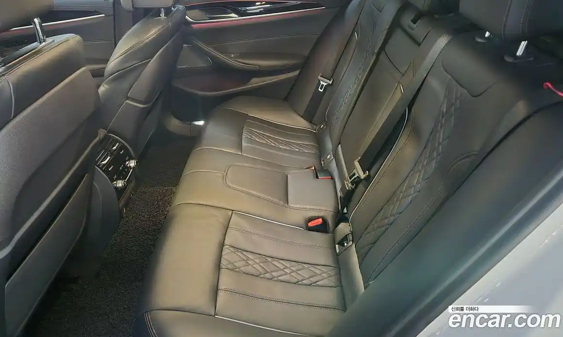 BMW 5 серия 2022 2.0 автомат (гидро), фото 11