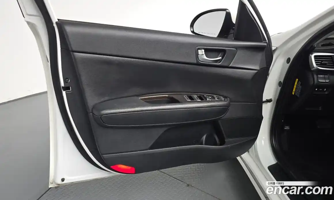 Kia K5 (Optima) 2019 2.0 автомат (гидро), фото 13