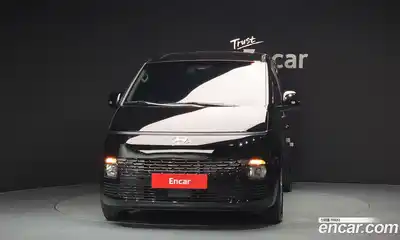 Hyundai Staria 2022 2.2 автомат (гидро), миниатюра 3