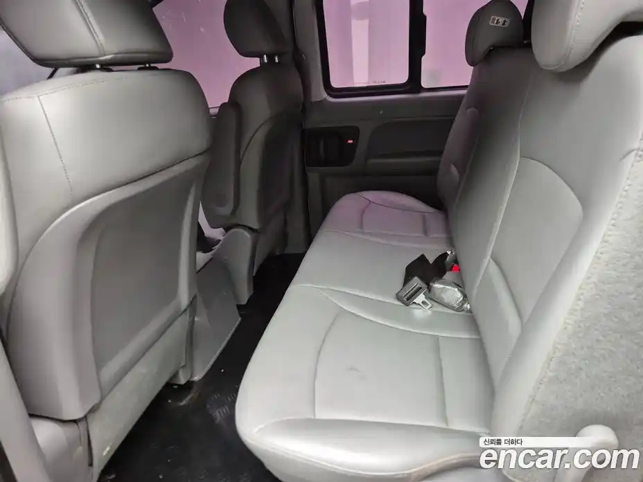 Hyundai Starex 2019 2.5 автомат (гидро), фото 14