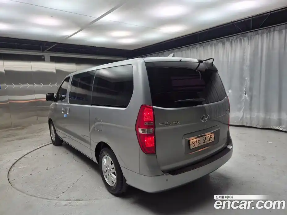 Hyundai Starex 2019 2.5 автомат (гидро), фото 9