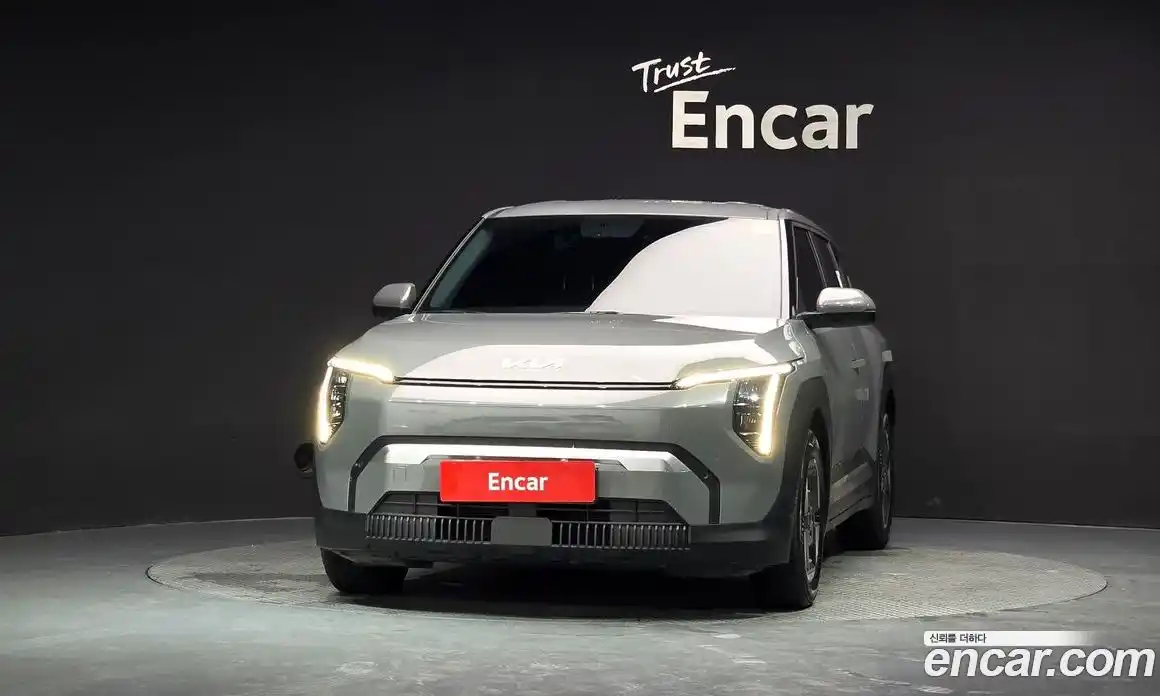 Kia EV3 2025 0.2 автомат (гидро), фото 3