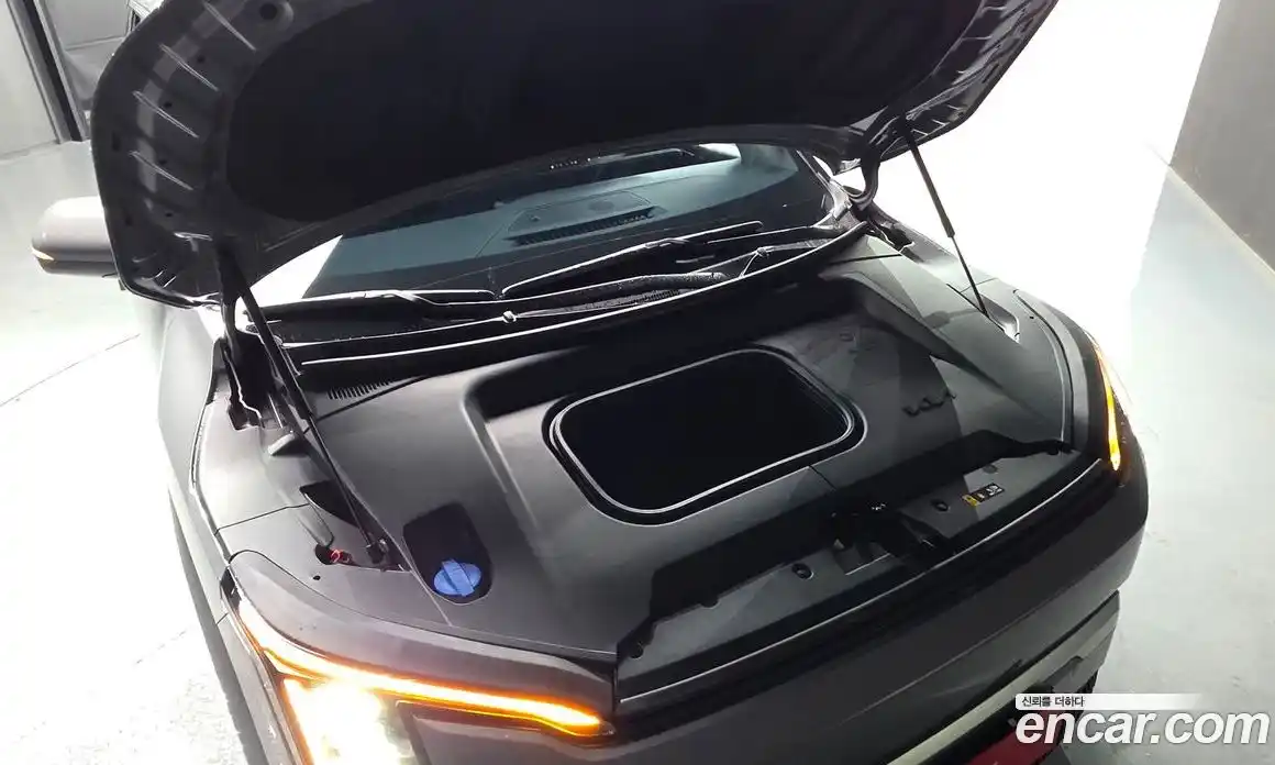 Kia EV3 2025 0.2 автомат (гидро), фото 6