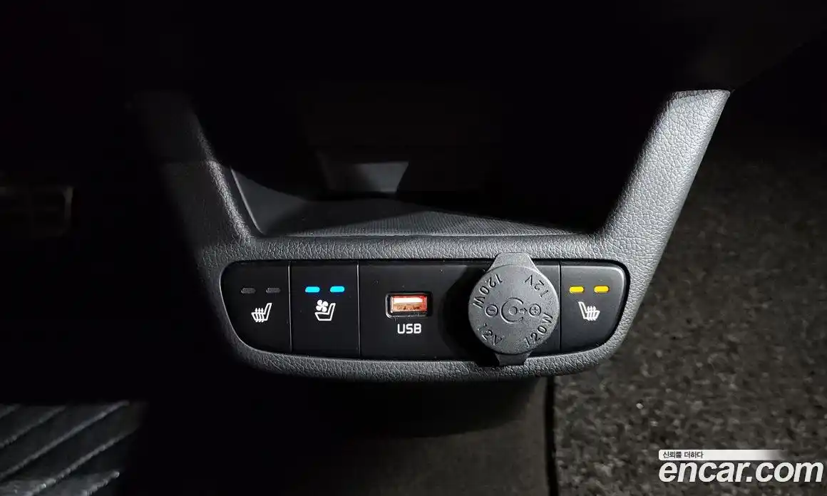 Kia Ray 2024 1.0 автомат (гидро), фото 17
