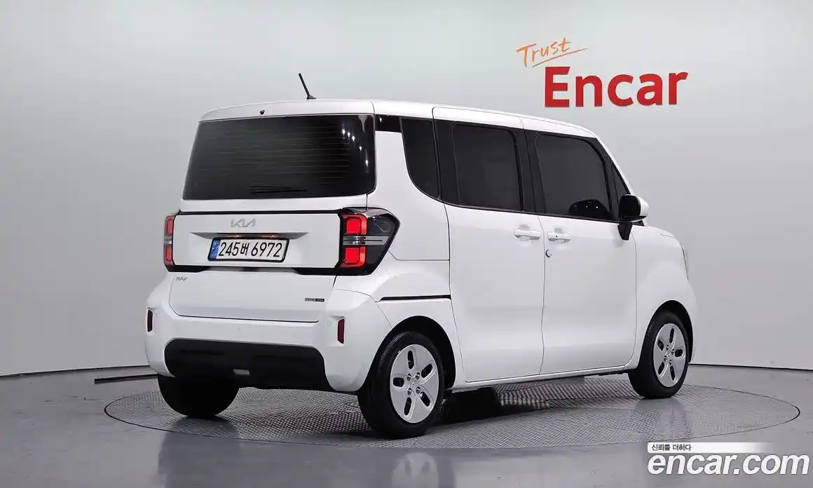 Kia Ray 2024 1.0 автомат (гидро), фото 2
