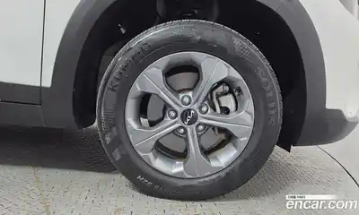 Kia Seltos 2023 1.6 автомат (гидро), миниатюра 7