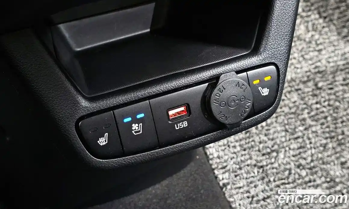 Kia Ray 2022 1.0 автомат (гидро), фото 23