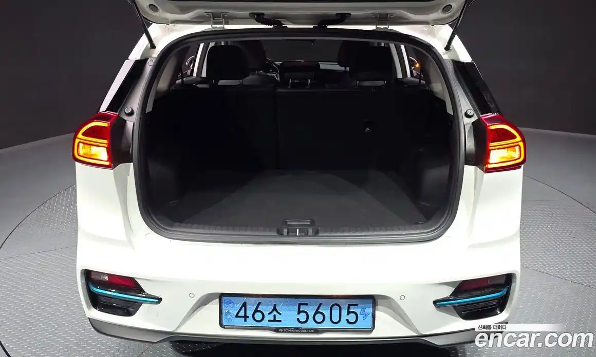 Kia Niro 2021 0.2 автомат (гидро), фото 26