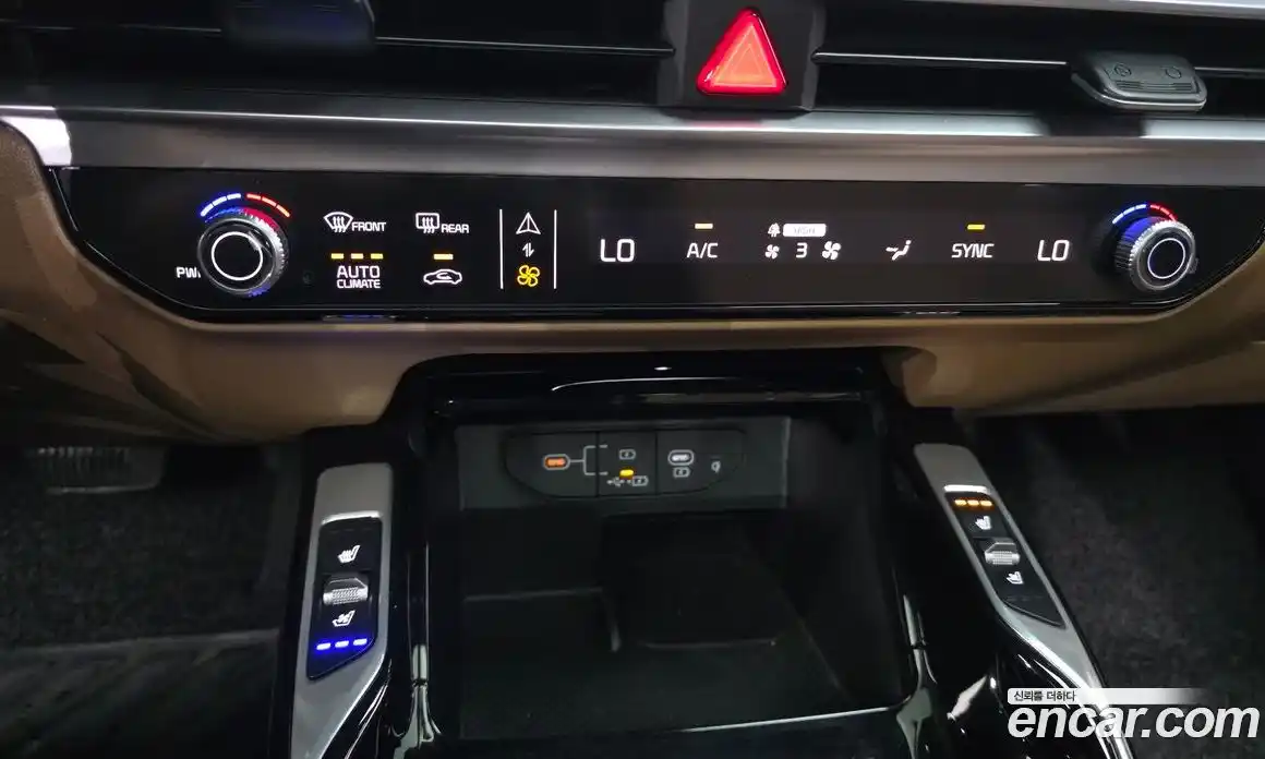 Kia Sorento 2023 2.5 автомат (гидро), фото 29