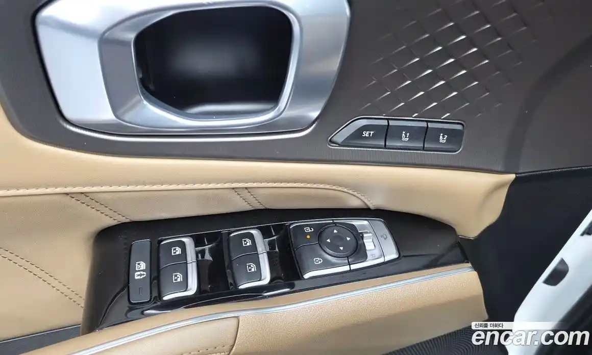 Kia Sorento 2023 2.5 автомат (гидро), фото 32