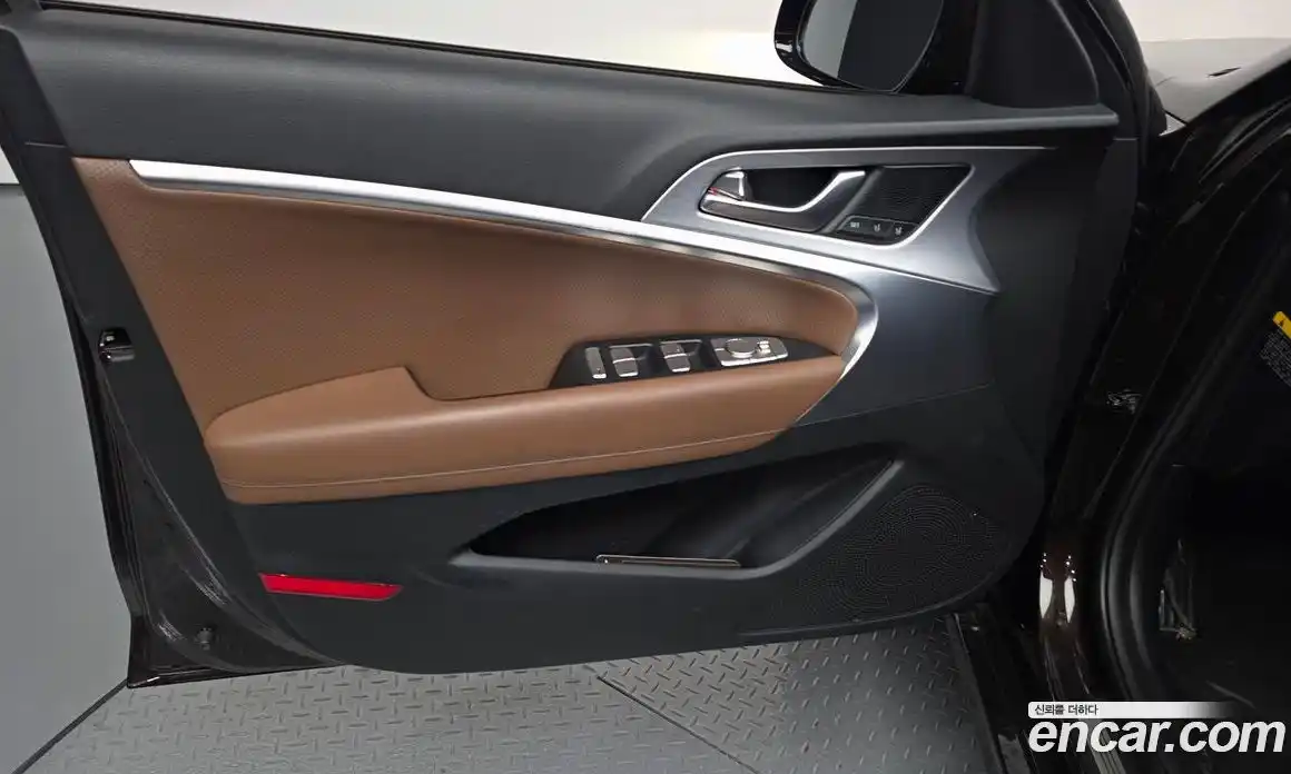 Genesis G70 2018 2.0 автомат (гидро), фото 14