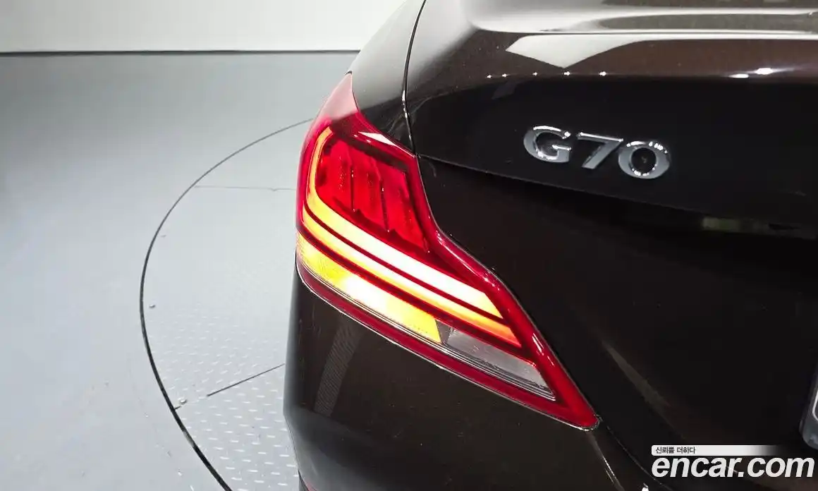 Genesis G70 2018 2.0 автомат (гидро), фото 9