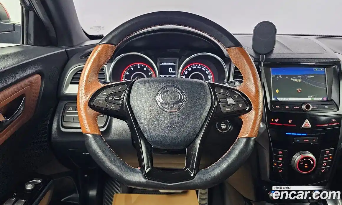 SsangYong TIBOLI 2017 1.6 автомат (гидро), фото 13