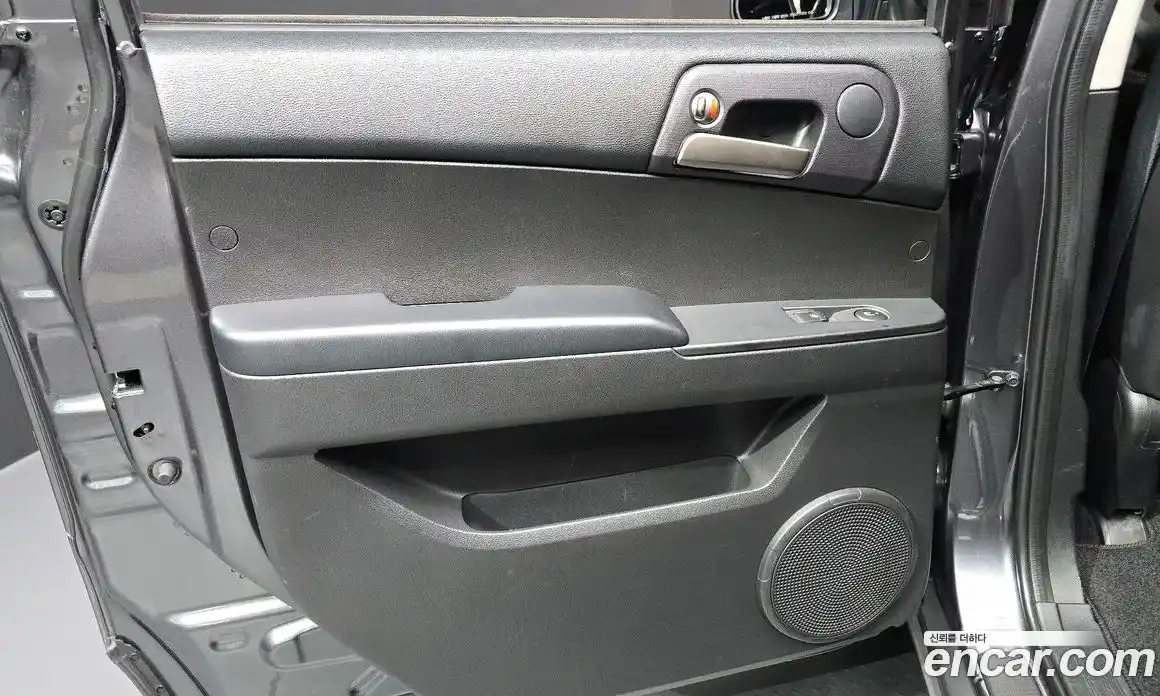 SsangYong Korando 2016 2.0 автомат (гидро), фото 15